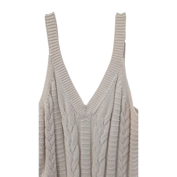 Banana Republic Sleeveless Knit Sweater Top Size Large - Picture 2 of 3